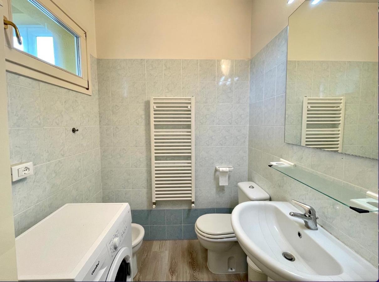 Appartamento Olimpo Carraro Immobiliare Jesolo - Family Apartments Kültér fotó